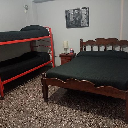 Hostal La Pachamama Салта Екстериор снимка