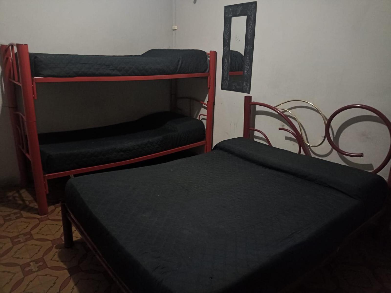 Hostal La Pachamama Салта Екстериор снимка