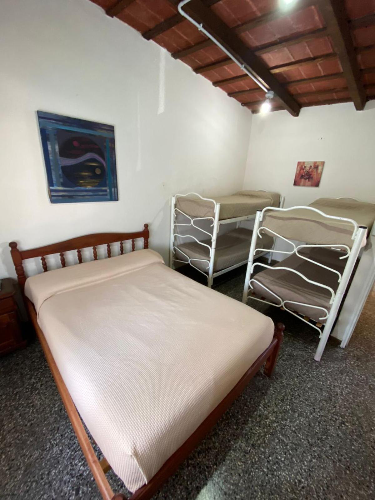 Hostal La Pachamama Салта Екстериор снимка